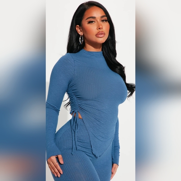 New FASHION NOVA Set‎ Black color, Medium Size - Picture 4 of 9